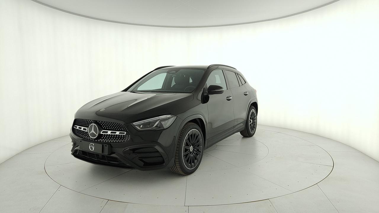 Mercedes-Benz GLA 200 d automatic