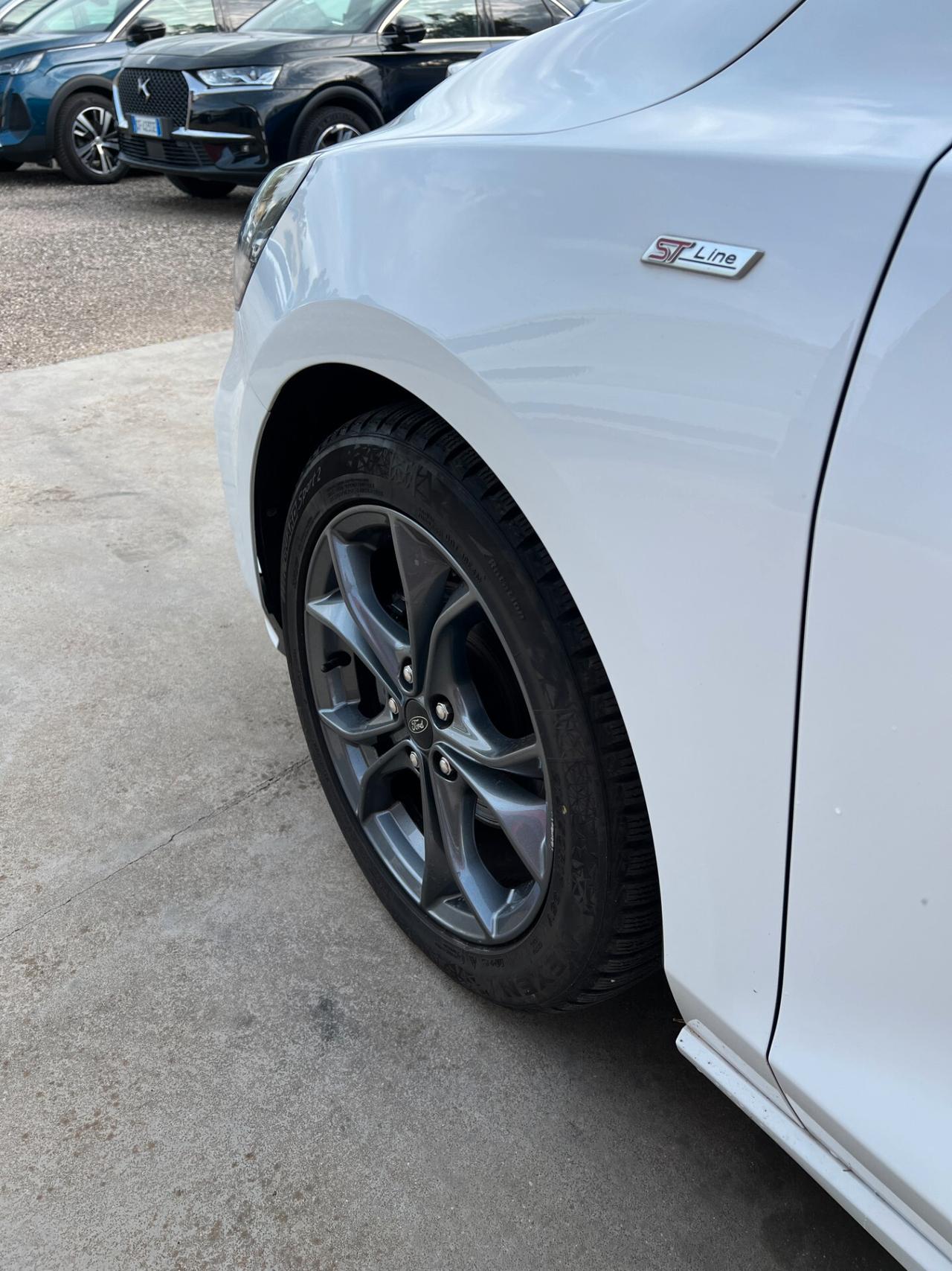 Ford Focus 1.0 EcoBoost ST-LINE