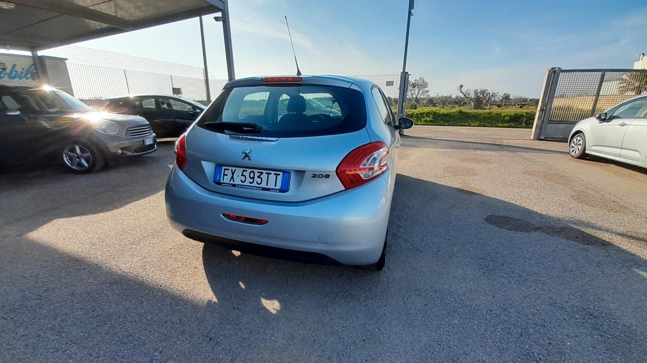 Peugeot 208 1.4 HDi 68 CV 5 porte Allure