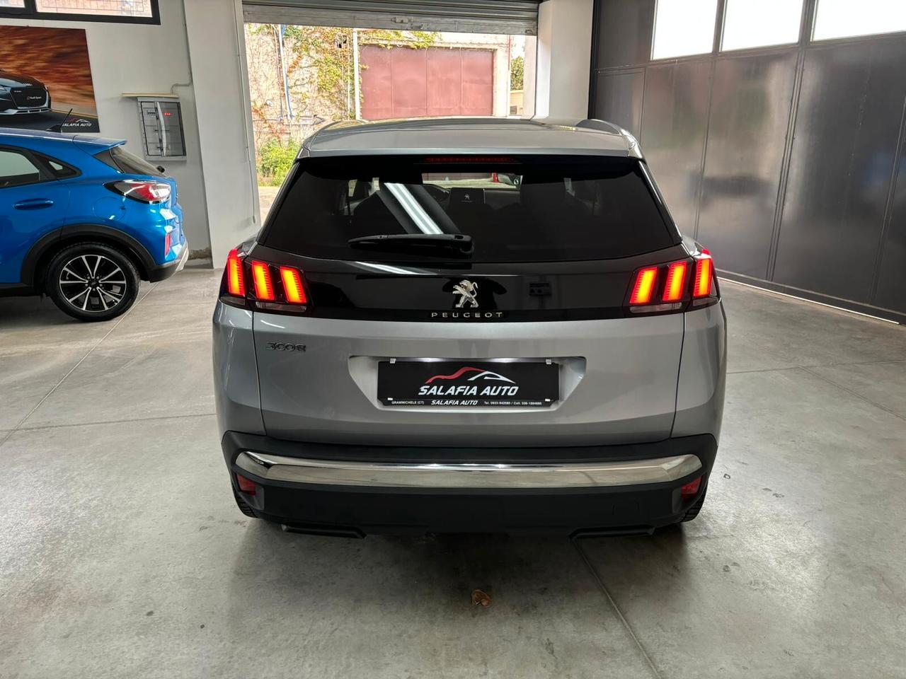 Peugeot 3008 BlueHDi 130 S&S EAT8 Business