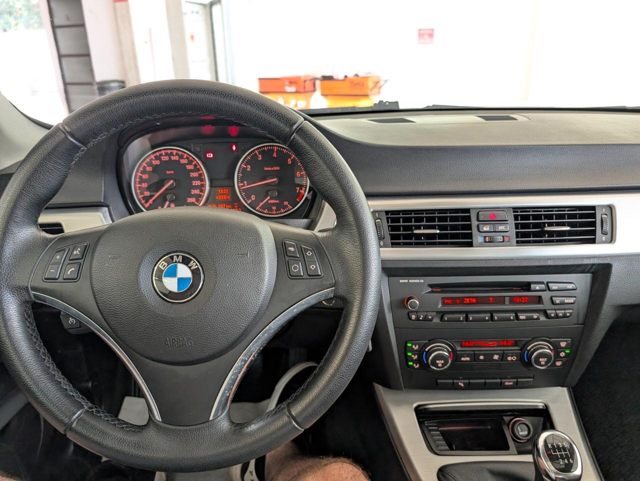 Bmw 320i cat Attiva