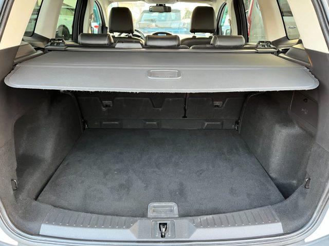 FORD Kuga 2.0 TDCI 140 CV 4WD Powershift Titanium