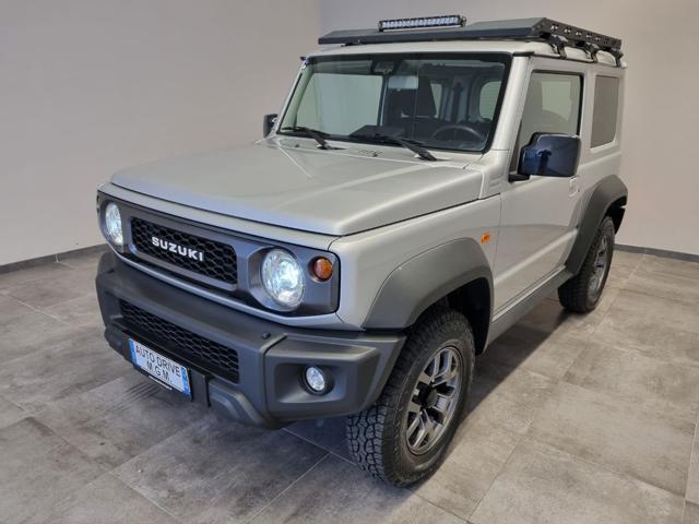 SUZUKI Jimny 1.5 5MT Top