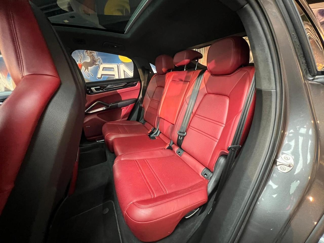 Porsche Cayenne Coupe 4.0 Turbo S e-hybrid tiptronic (538)