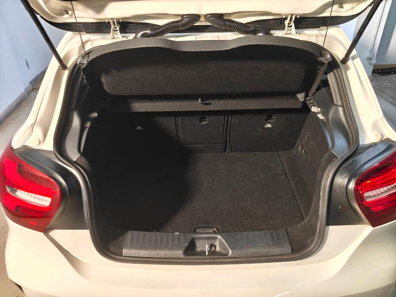 MERCEDES Classe A (W176) A 180 d Premium