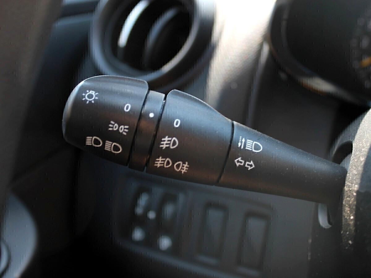 Renault Clio 1.2 Life 75cv E6 Navi PDC Retrocamera FINAZIABILE