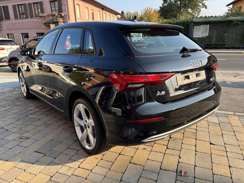Audi A3 Sportback 35 2.0 tdi Business Advanced s-tronic LED-TETTO-18"