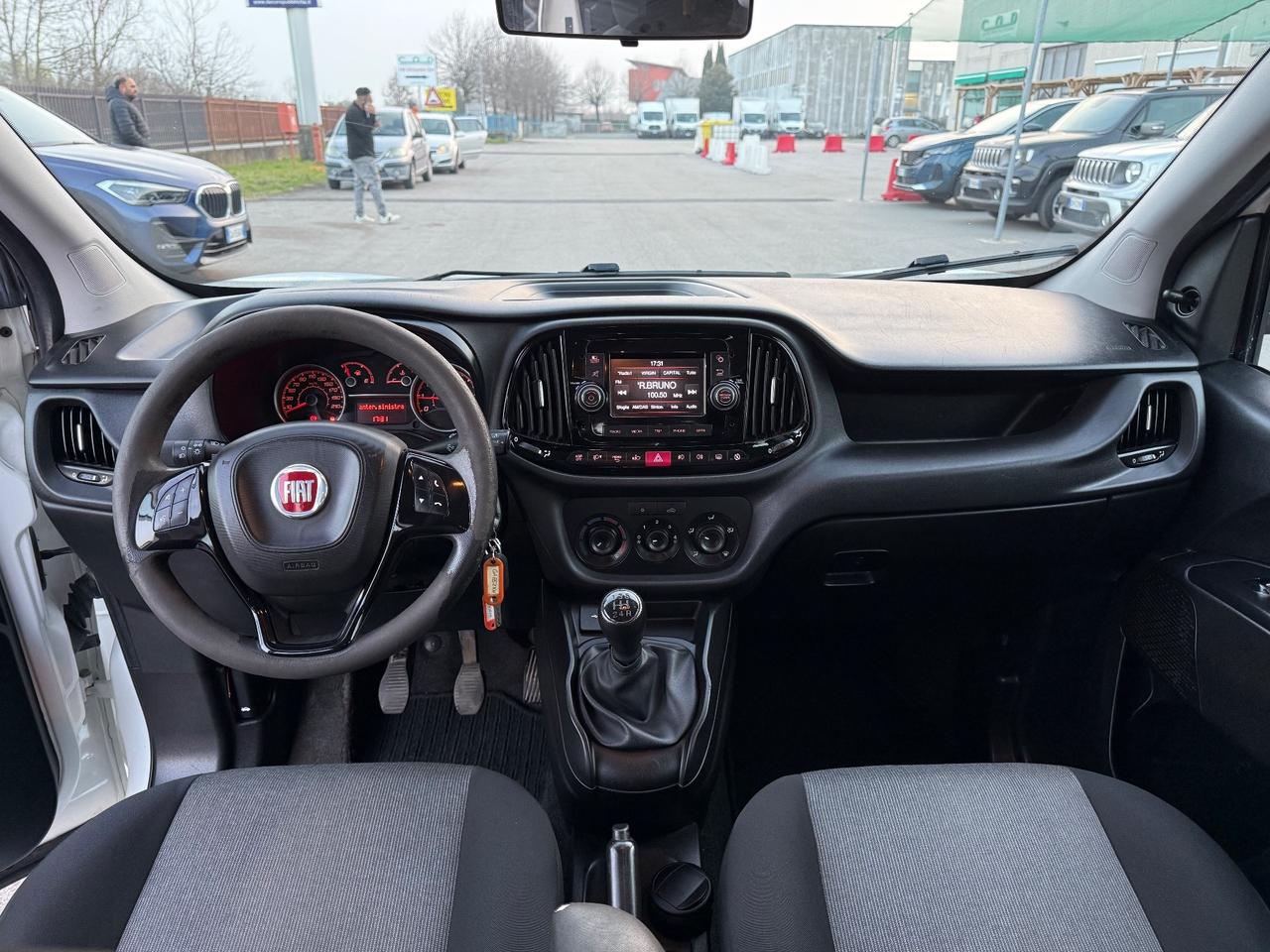 Fiat Doblo Combi N1 Autocarro 5 POSTI
