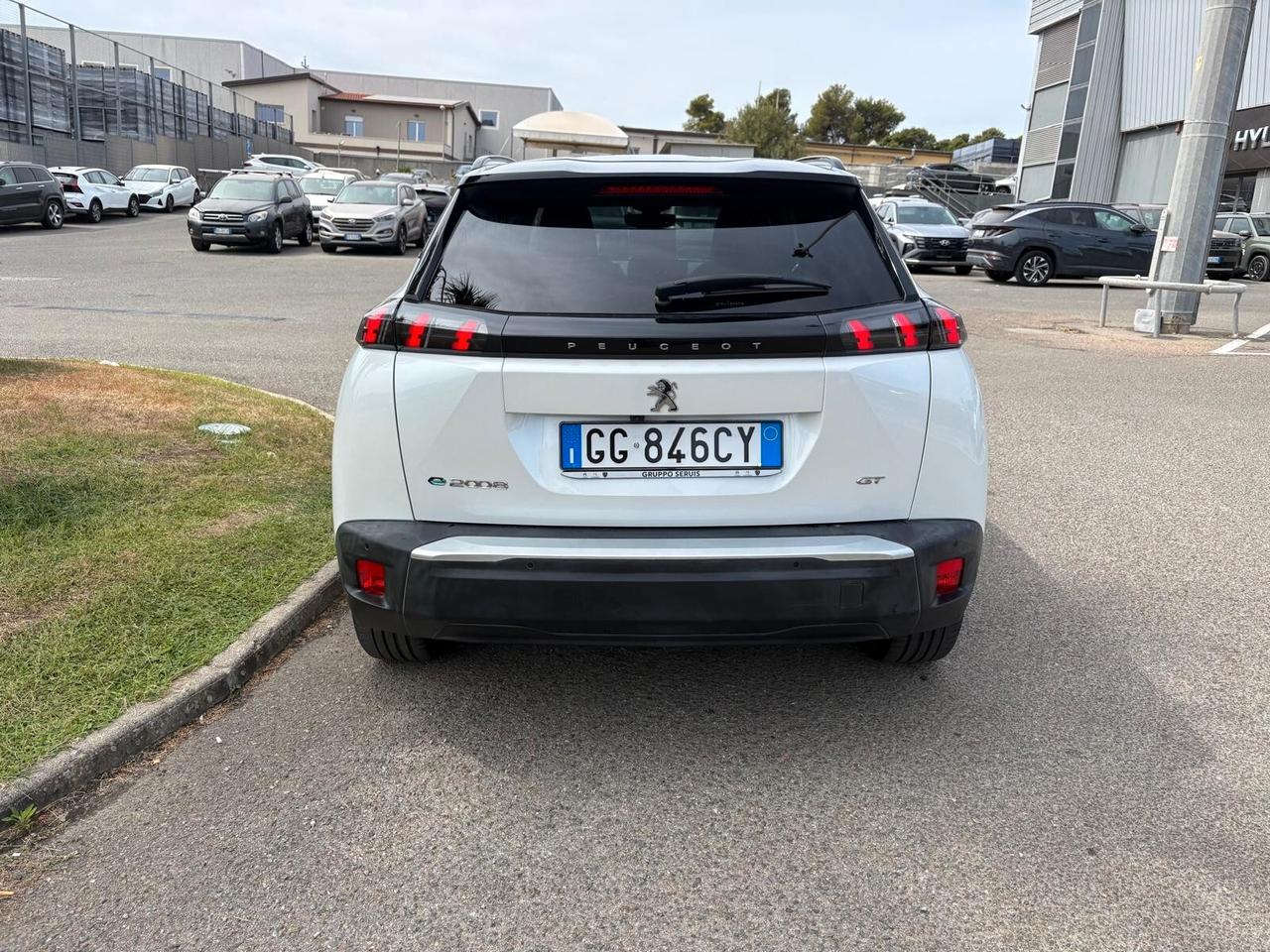 Peugeot 2008 motore elettrico 136 CV GT Pack