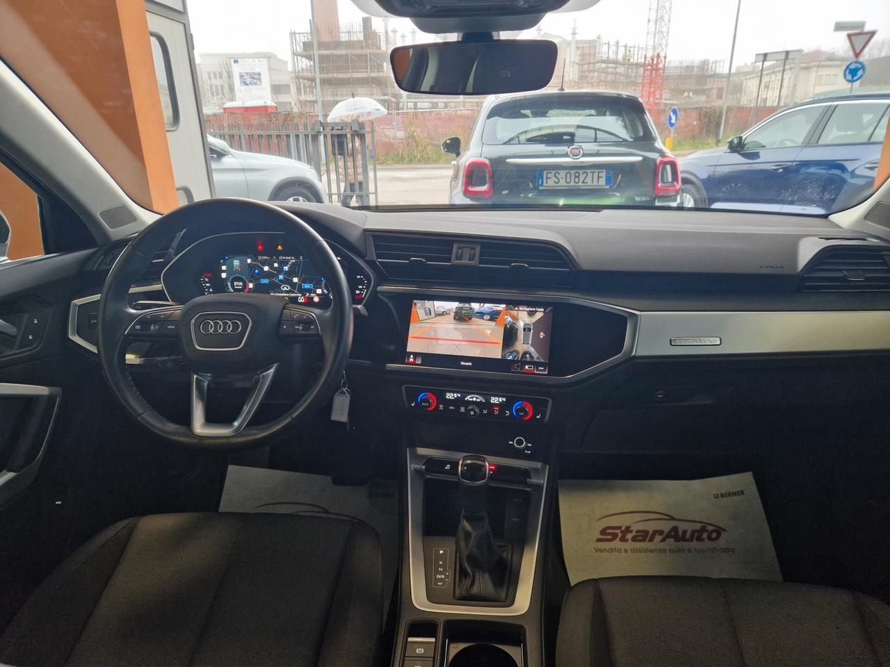 Audi Q3 35 TDI quattro S tronic Business Advanced