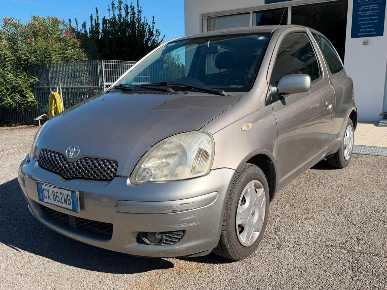 Toyota Yaris Verso 1.3i 16V cat Sol '03