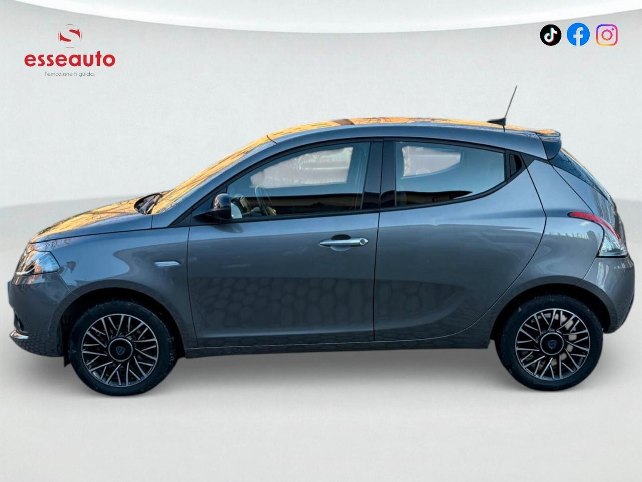 Lancia Ypsilon 1.0 FireFly 5 porte S&S Hybrid Gold - PROMO MAGGIO!