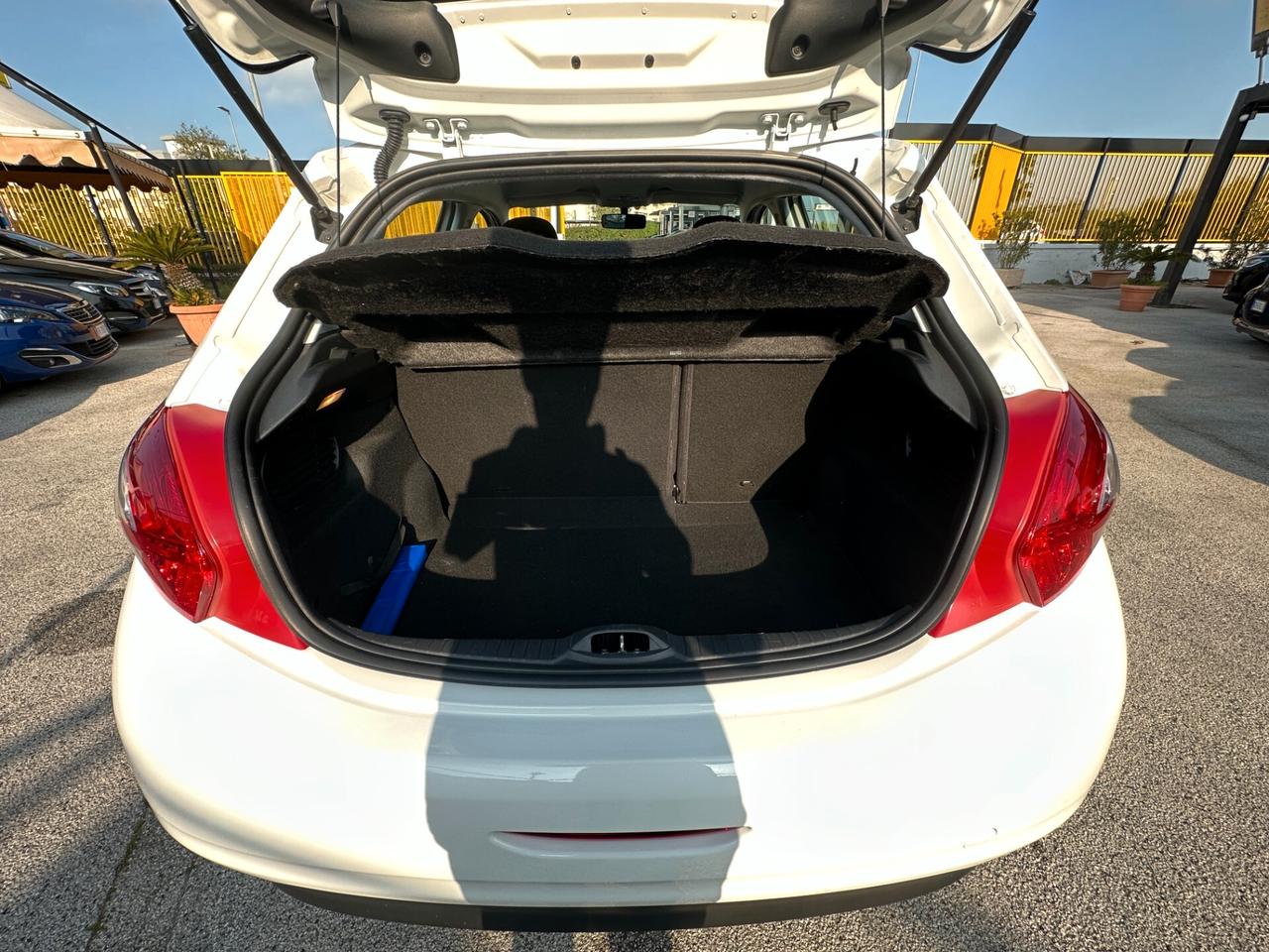 PEUGEOT 208 1.2 VTi 82 CV 5 porte Active