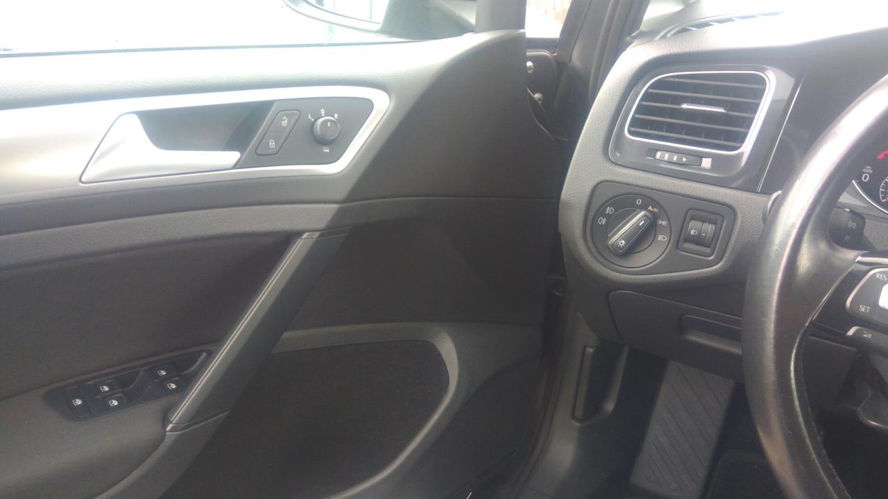Volkswagen Golf 1.6 TDI 115 CV 5p. Restyling-Garantita 24 Mesi