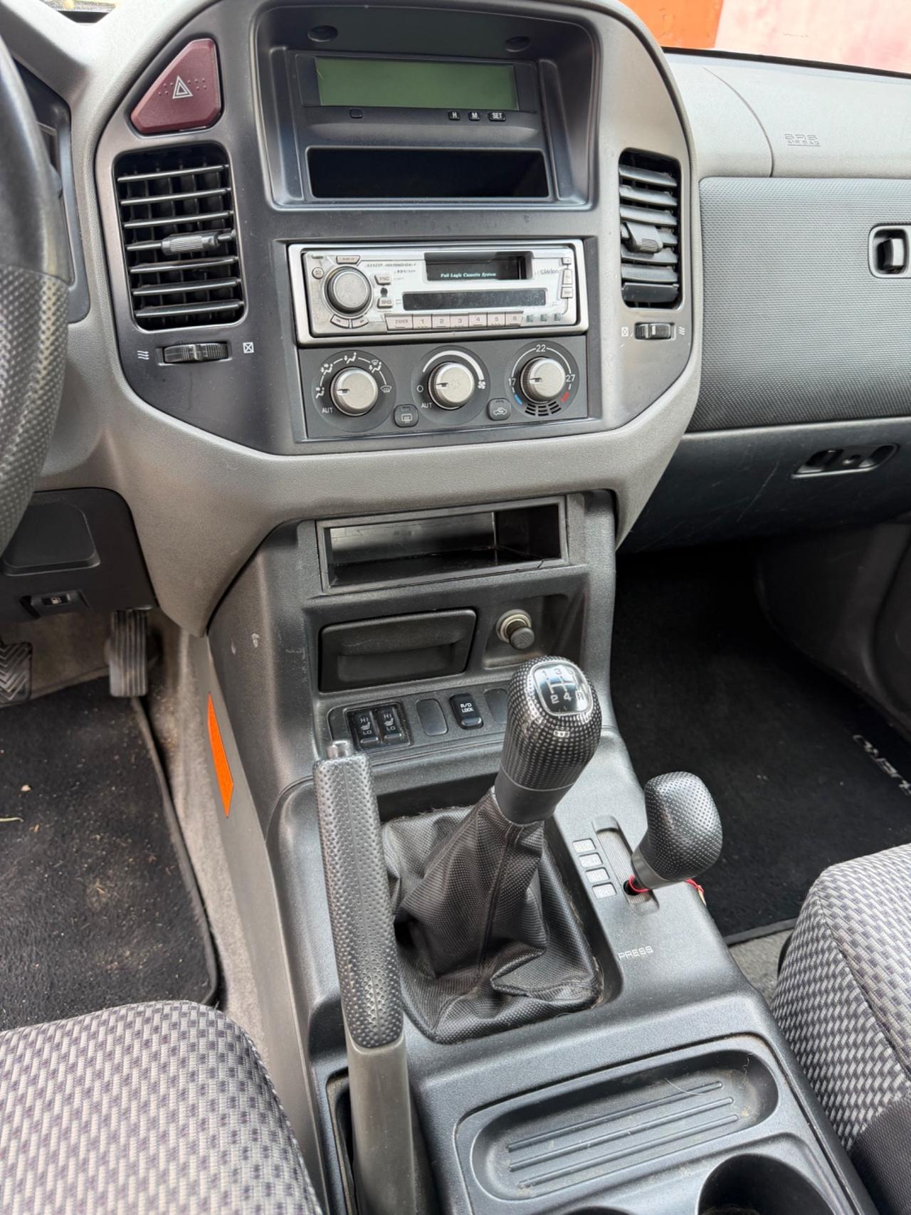 Mitsubishi Pajero 3.2 3 Porte GLX