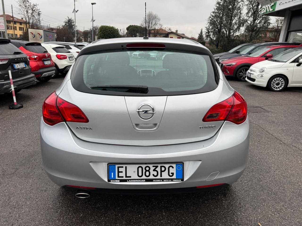 Opel Astra 1.4 Turbo 140CV 5 porte Cosmo