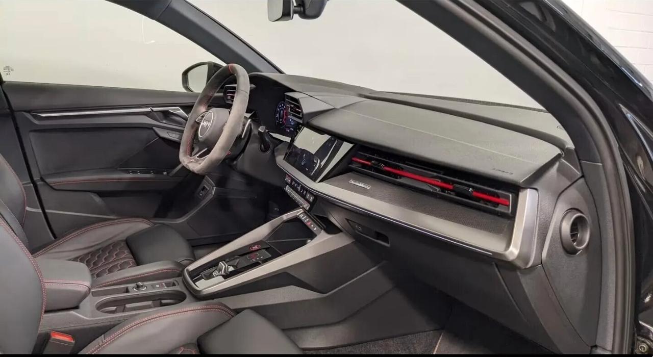 Audi RS3 Sportback 2.5 TFSI qu MTRX/TWTTO/SEDILI MASSAGIANTI/RETRO-CAMERA/NAVI
