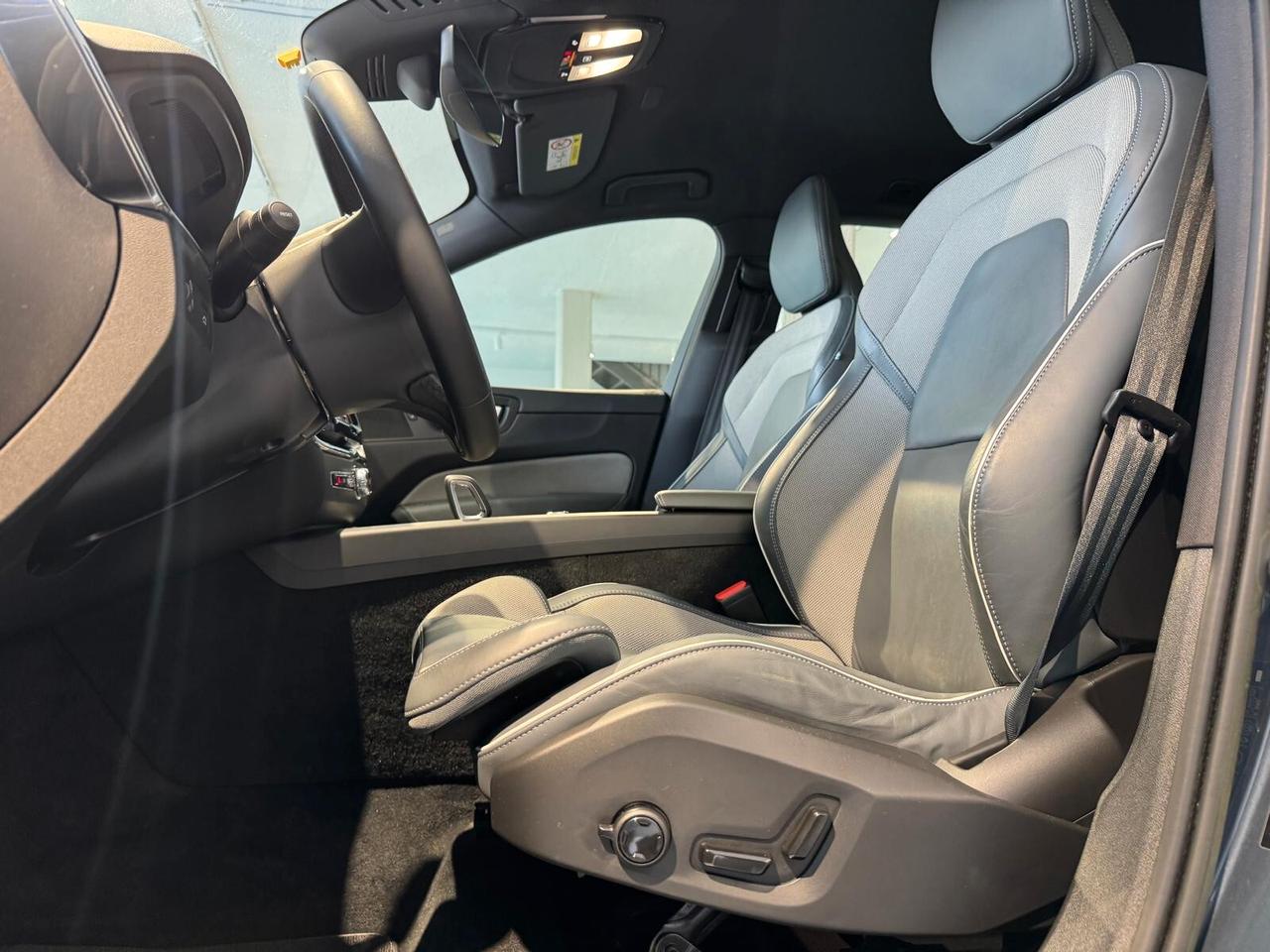 Volvo XC 60 XC60 B5 (d) AWD automatico Ultimate Bright