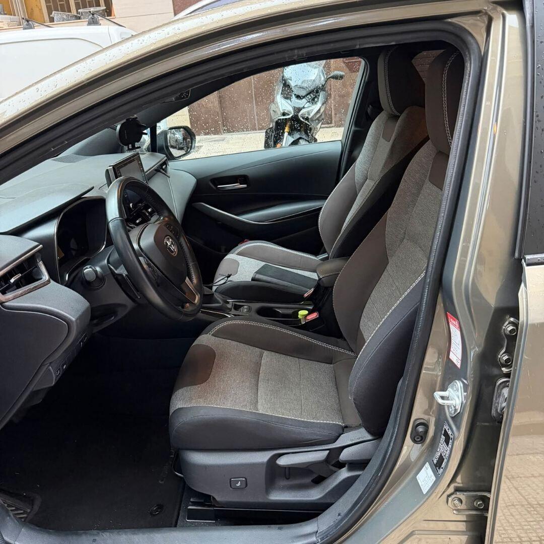 Toyota Corolla 2.0 Hybrid - 112KW
