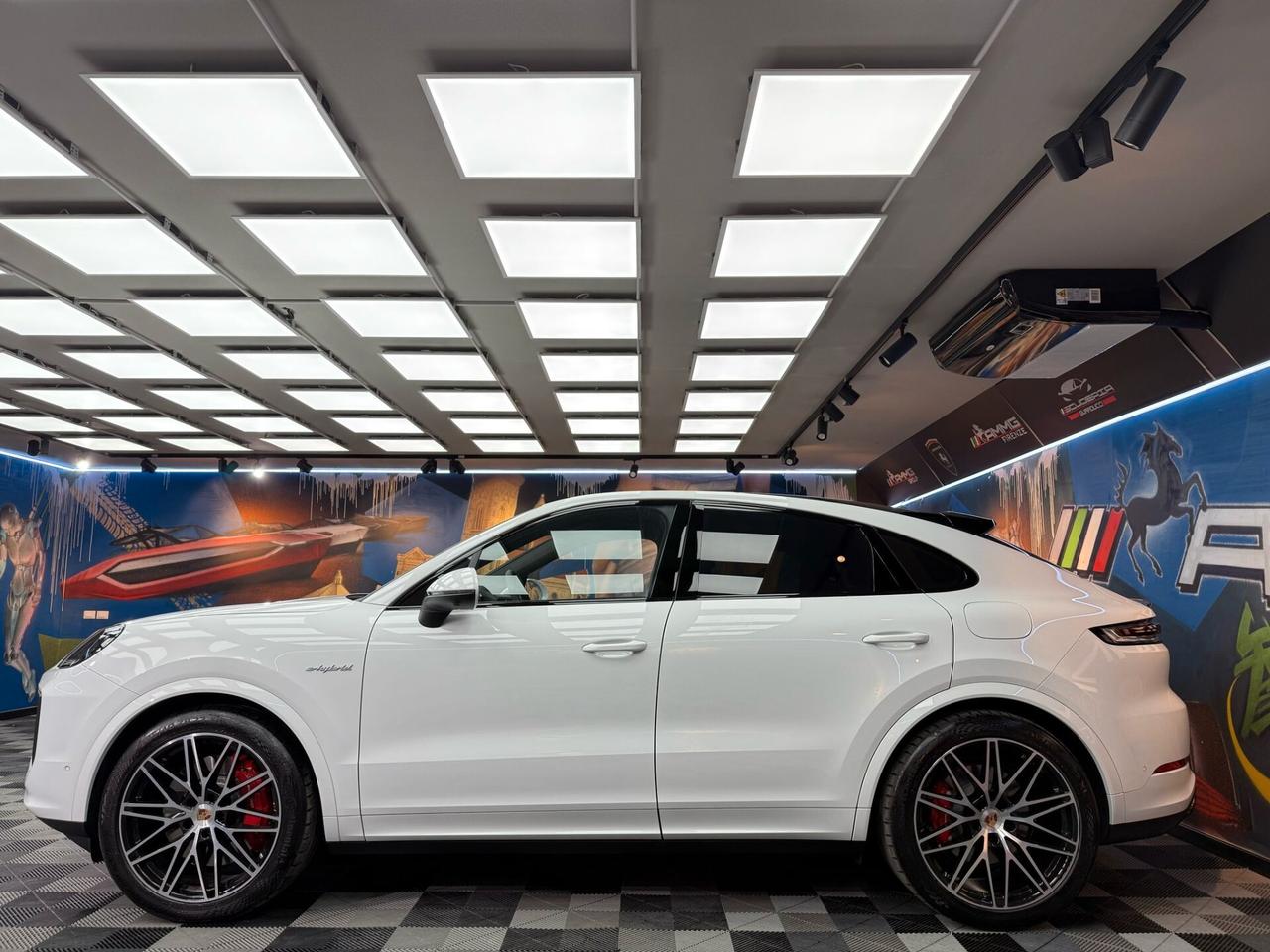 Porsche Cayenne Coupé 3.0 V6 E-Hybrid (000)