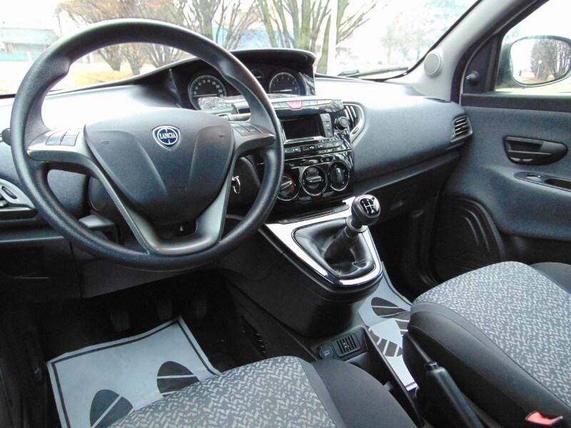 LANCIA Ypsilon 3ª serie Ypsilon 1.2 69 CV 5 po...