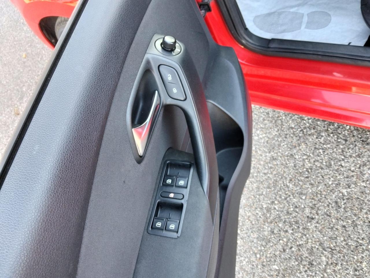 Volkswagen Polo 1.2 TSI 5 porte Highline*Cerchi*Neopatentati*Aux*Usb