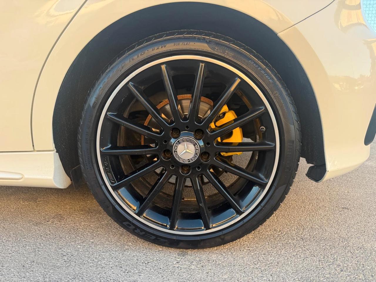 Mercedes-benz A 180 d Premium Amg