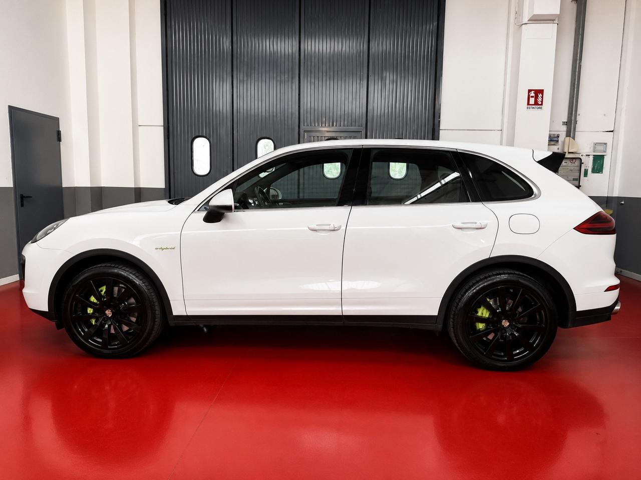 Porsche Cayenne 3.0 S E-Hybrid
