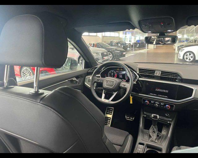 AUDI Q3 II 2018 35 2.0 tdi S line edition s-tronic