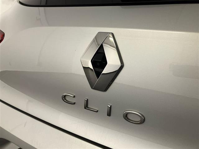 RENAULT Clio 5 Porte 1.6 E-Tech full hybrid 145cv Techno A