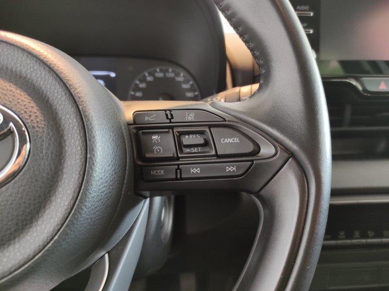 TOYOTA Yaris 4ª serie - Yaris 1.5 Hybrid 5 porte Business