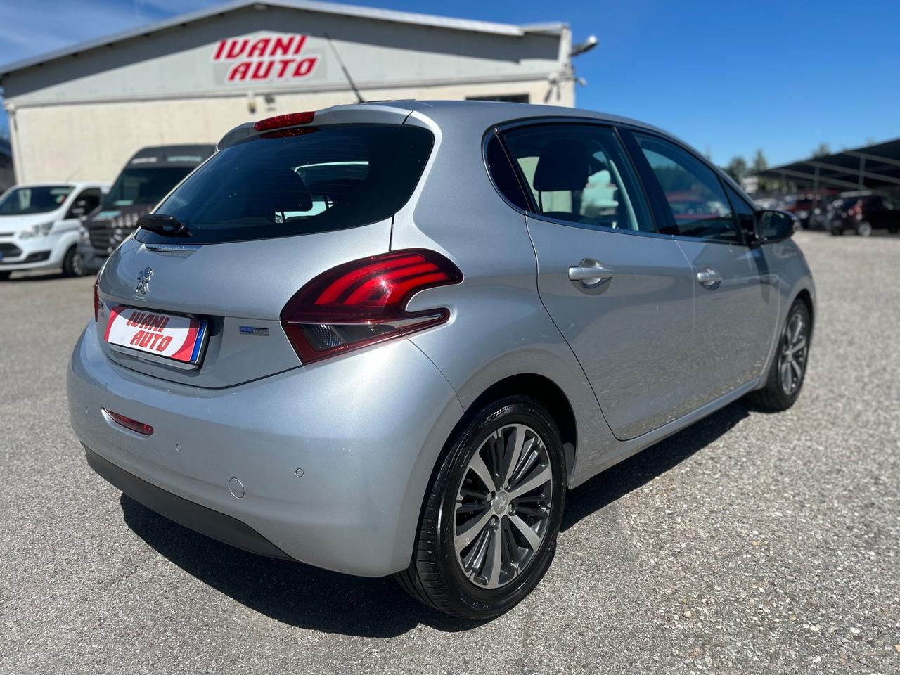 Peugeot 208 5 PORTE