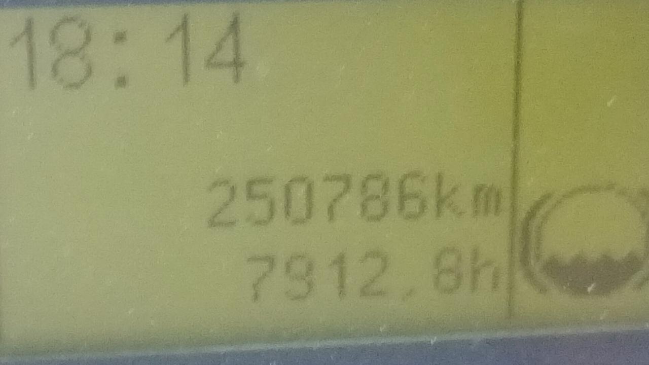 IVECO ML 80E18 - Cassone Ribaltabile Trilaterale - Parzialmente scarrabile (C78)