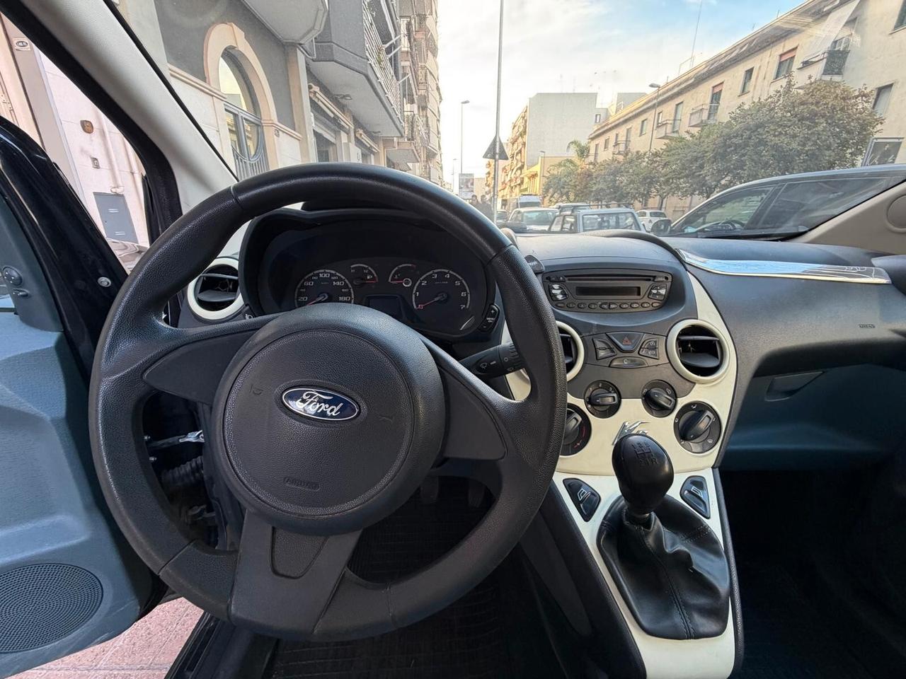 Ford Ka 1.3 TDCi 75CV Titanium cDPF