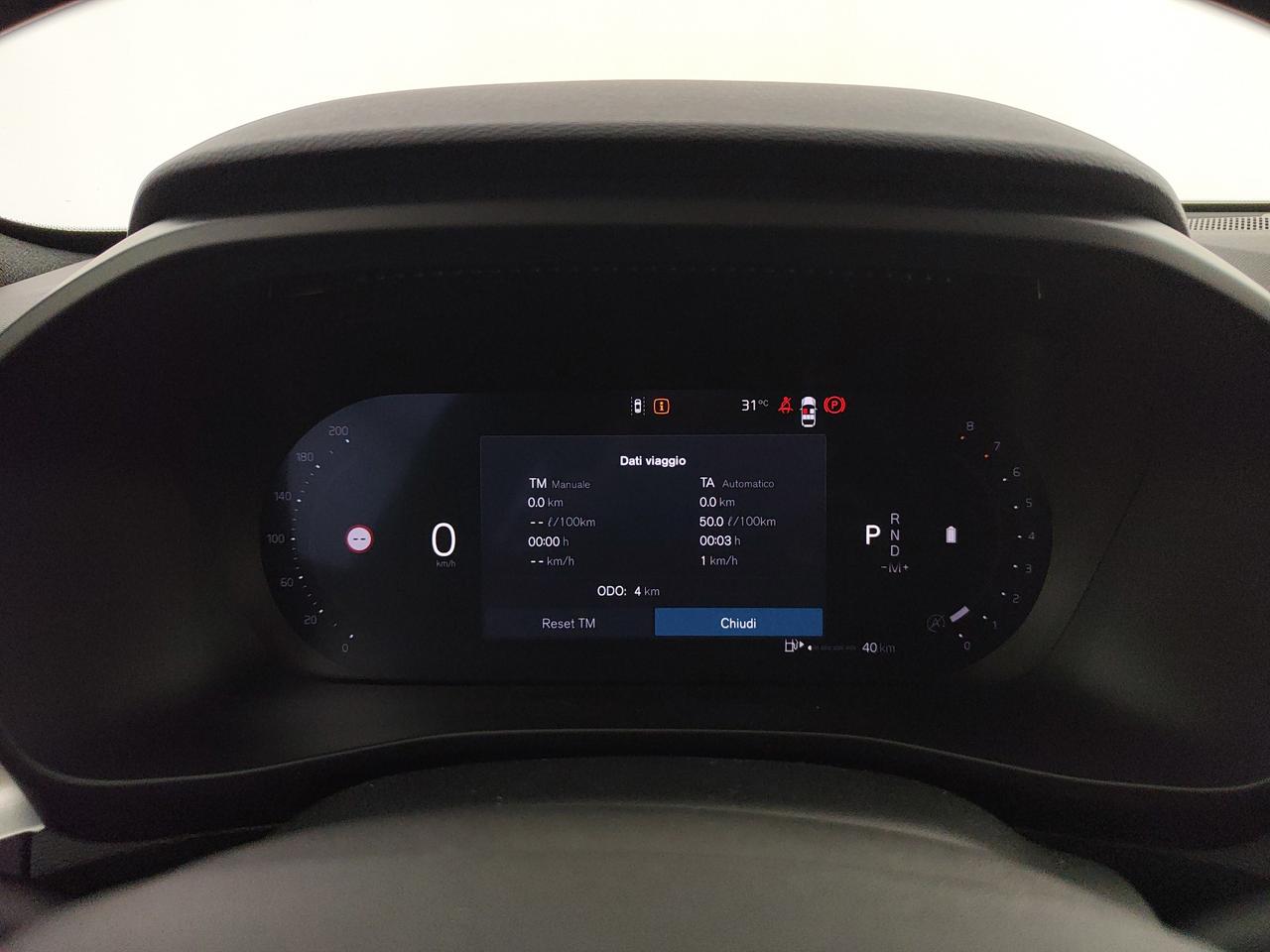 VOLVO XC40 2.0 b3 Plus Dark auto