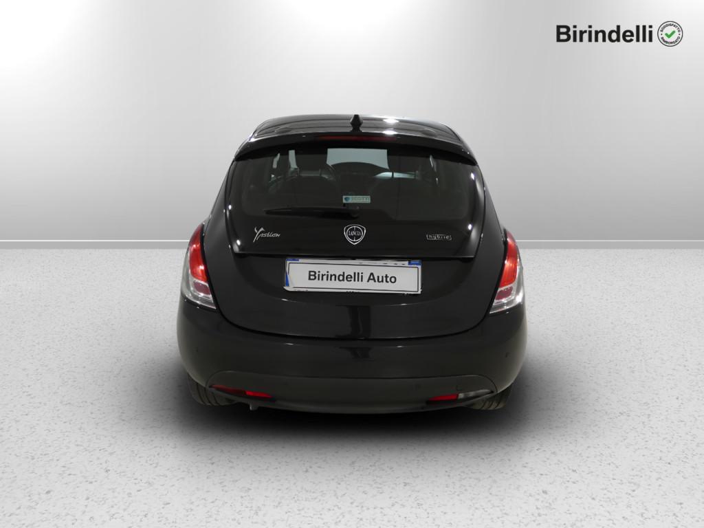 LANCIA Ypsilon 3ª serie - Ypsilon 1.0 FireFly 5 porte S&S Hybrid Silver