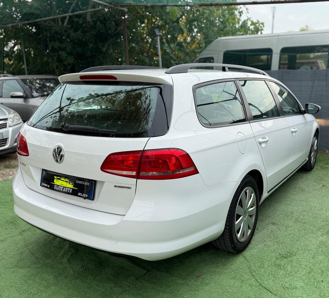 Volkswagen PASSAT 1.6 TDI 2013 SW BLUEMOTION