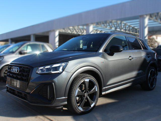 AUDI Q2 35 TDI quattro S tronic Identity Black