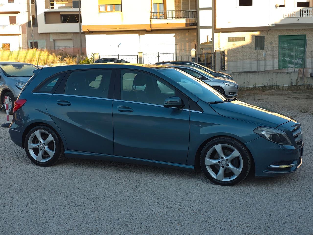 Mercedes-benz B 180 CDI Premium