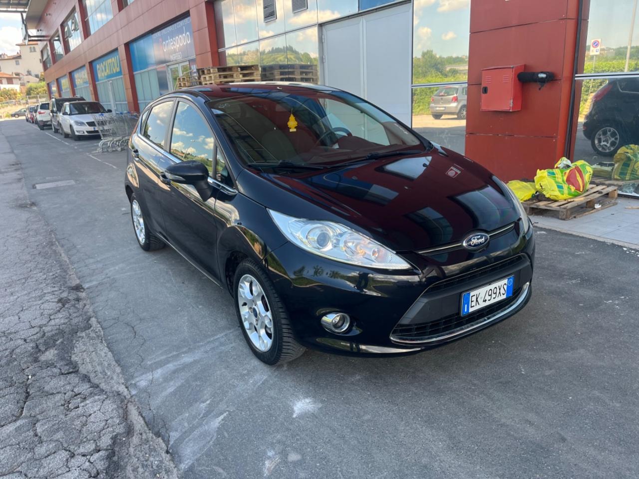 Ford Fiesta 1.4 5 porte Bz.- GPL Titanium