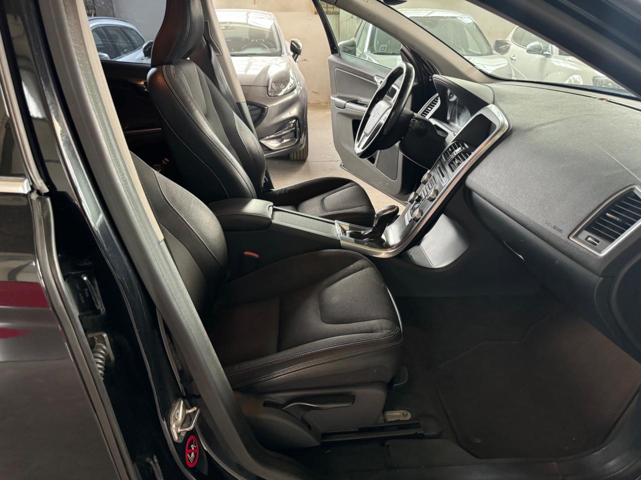 Volvo XC 60 XC60 D3 Geartronic Momentum