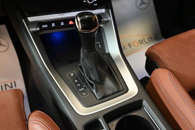 AUDI Q3 SPB 35 TDI S-TR.BUSINESS S-LINE 19" CAM360°RADAR!!