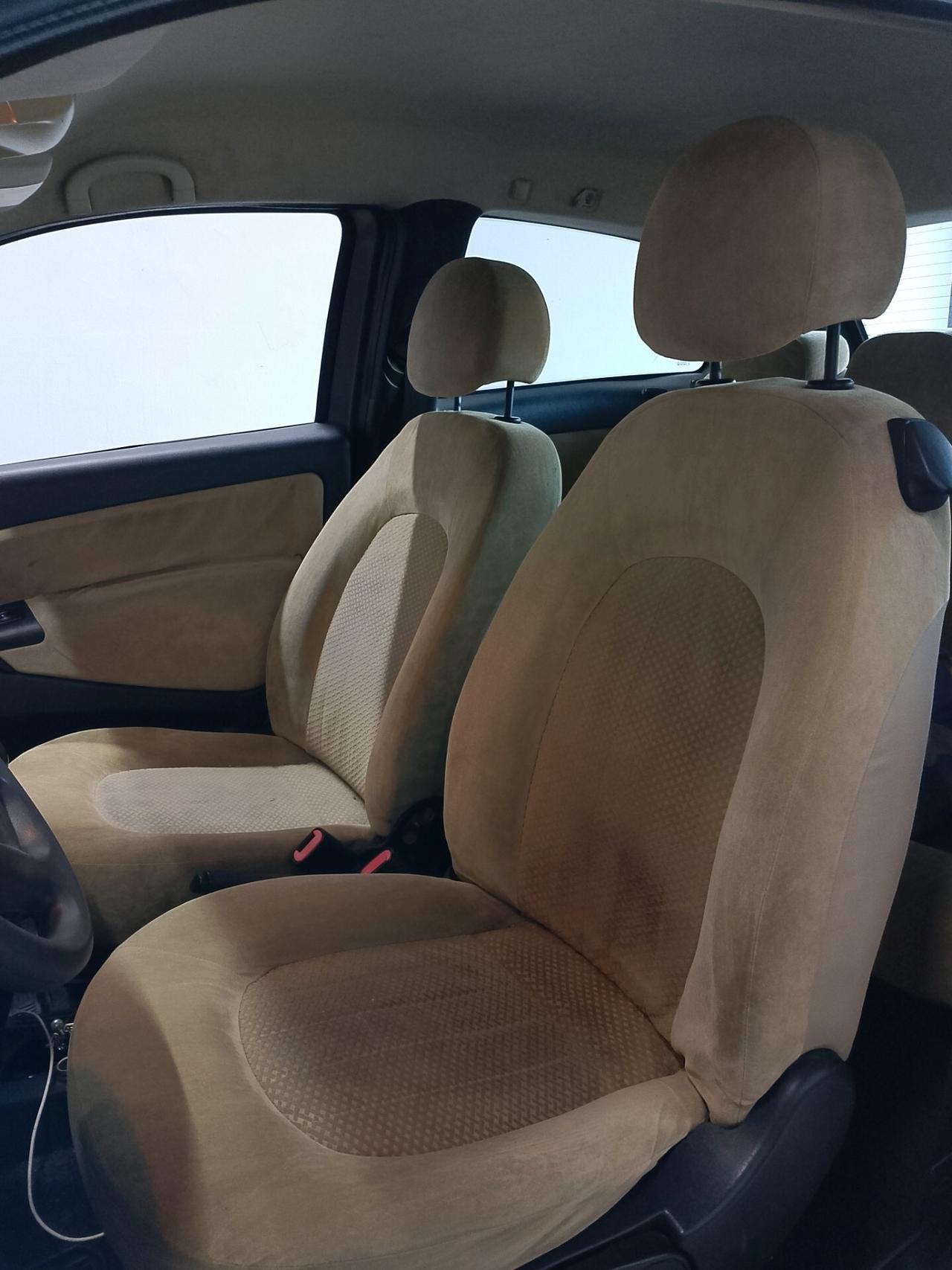 Lancia Ypsilon 1.2 Argento