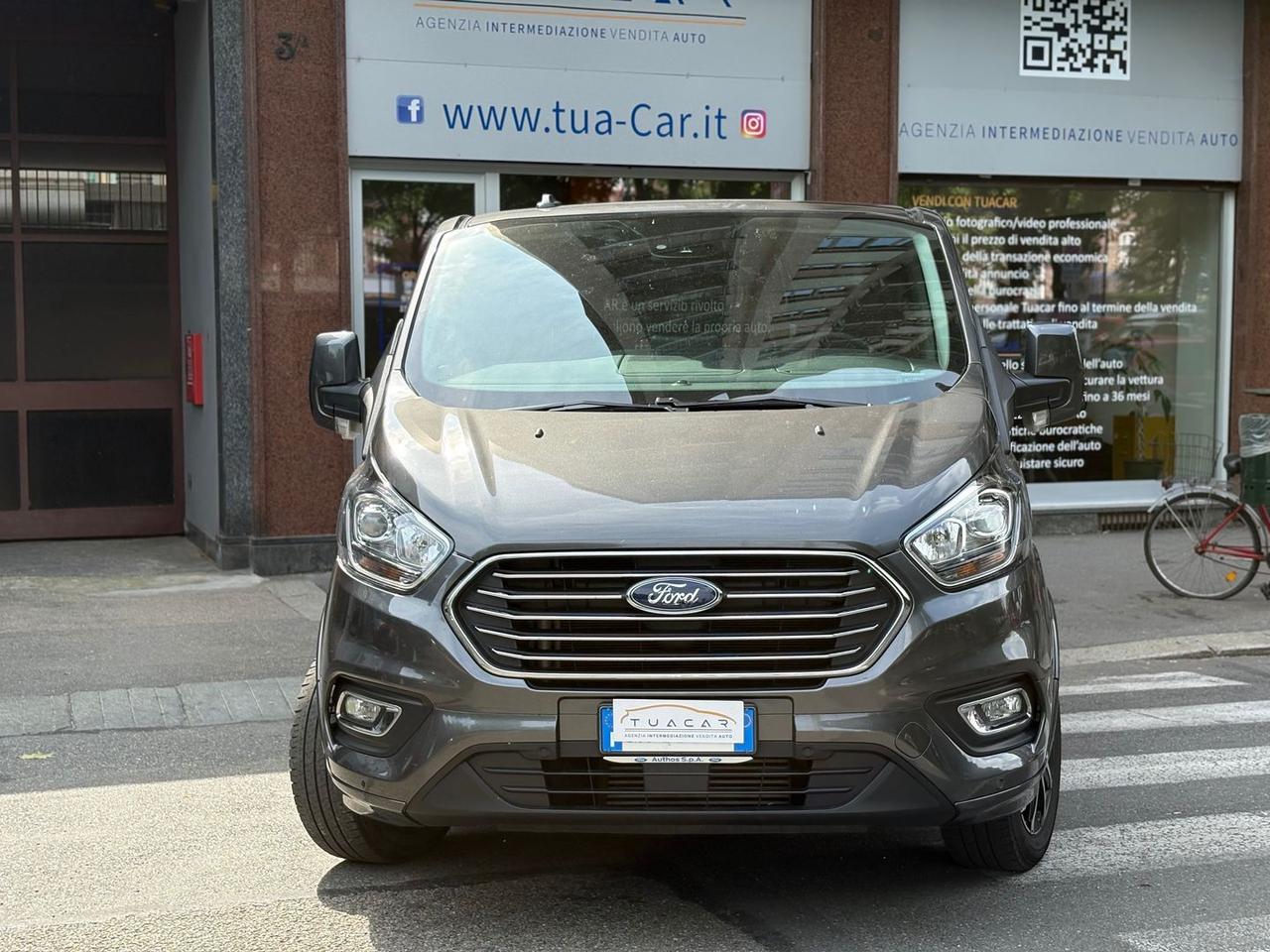 Ford Tourneo Custom 2.0 EcoBlue Titanium