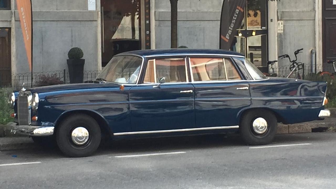 Mercedes-benz 190 M121