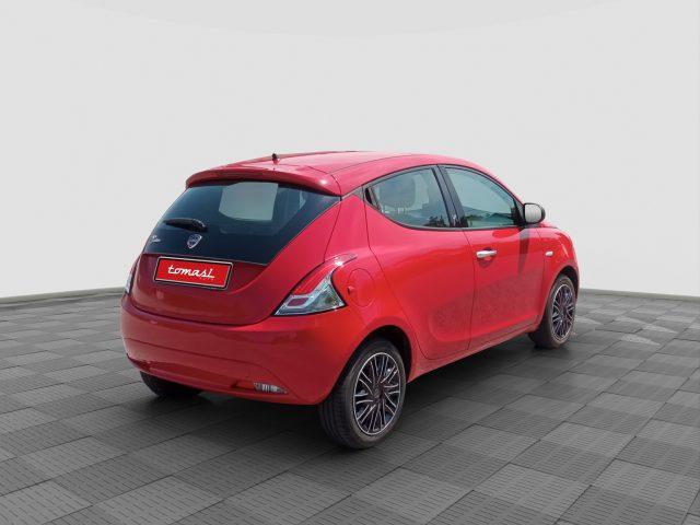 LANCIA Ypsilon Ypsilon 1.2 69 CV 5 porte Silver