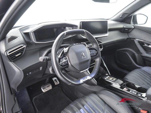 PEUGEOT 2008 BlueHDi 130 S&S EAT8 GT