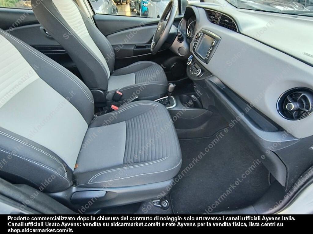 Toyota Yaris 1.5 Hybrid 5 porte Business