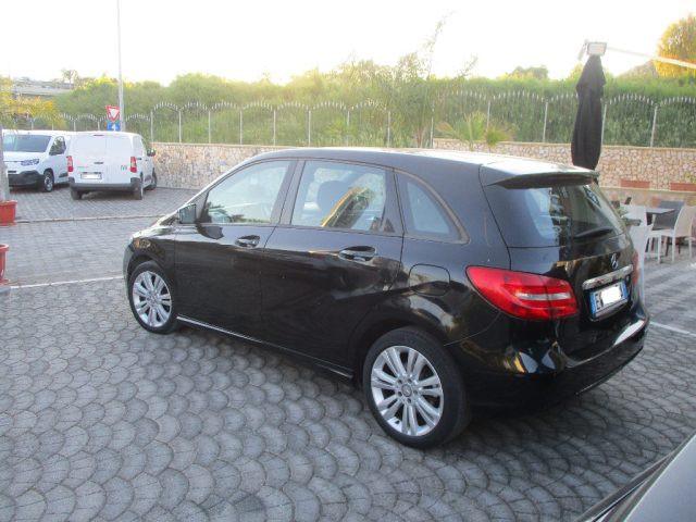 MERCEDES-BENZ B 180 CDI Executive