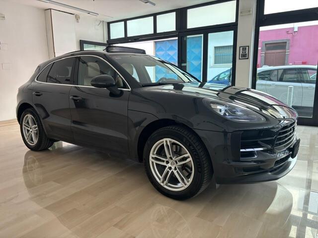 Porsche Macan 2.0 245cv pdk 2021